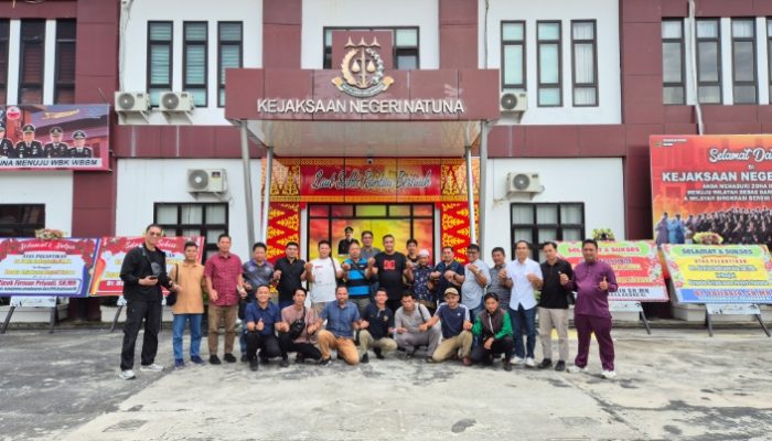 Silaturahmi Insan pers Natuna Bersama Kejari : Akrab, Santai dan Semangat Berkolaborasi 