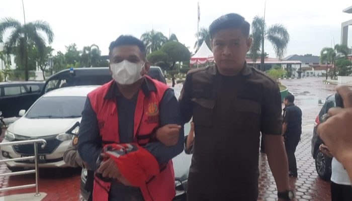 Buron Kasus Tipikor Pembangunan Jembatan Tanah Merah di Bintan Dibekuk di Kendari