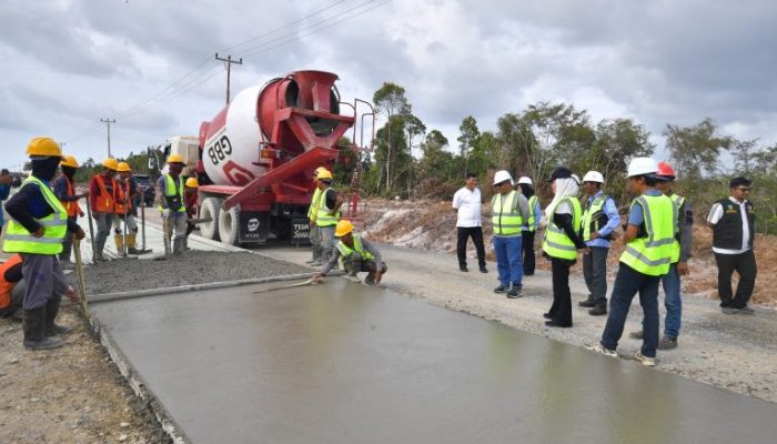 3,5 Km Jalan Menuju Desa Segeram Natuna Dibangun Dengan Dana APBN Rp41 Miliar 