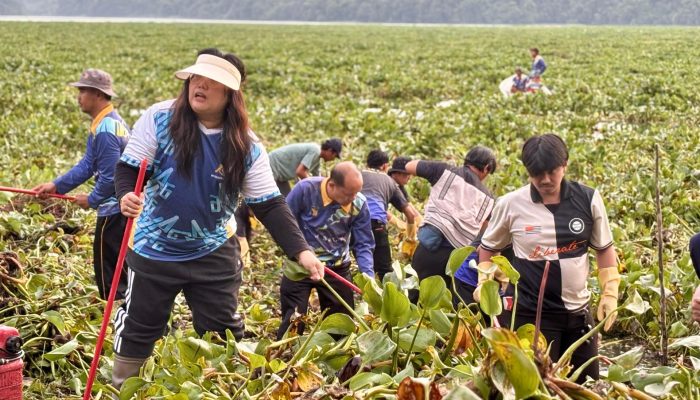 Aksi Bersih Waduk Duriangkang, BP Batam Ajak Warga Jaga Sumber Air Kota