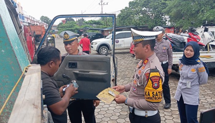 Razia Gabungan di Tanjungpinang, 2 Kendaraan Ditilang dan 12 Teguran Tertulis