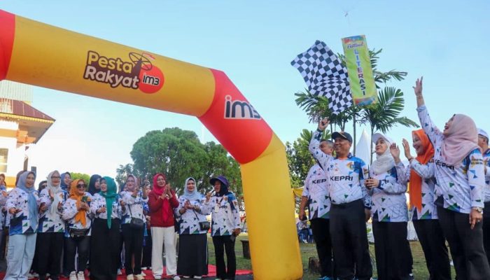 Fun Walk Festival Literasi 2025, Wagub Kepri : Budayakan Literasi Dimanapun