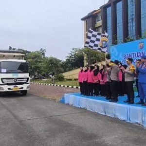 Polda Riau Kirimkan 5 Truk Berisi Bantuan Untuk Korban Bencana di Aceh, Sumut dan Sumbar