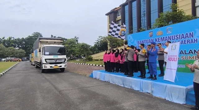 Polda Riau Kirimkan 5 Truk Berisi Bantuan Untuk Korban Bencana di Aceh, Sumut dan Sumbar