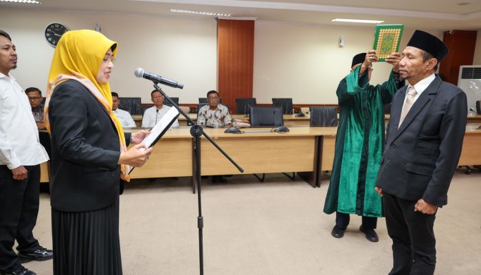 Asisten 3 Pemprov Kepri Lantik Tito Suwarno Sebagai Komisioner KPID Kepri Periode 2025-2028