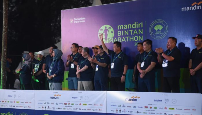 Mandiri Bintan Marathon 2025, Gubernur Kepri Lepas Ribuan Pelari di Lagoi Bay Bintan