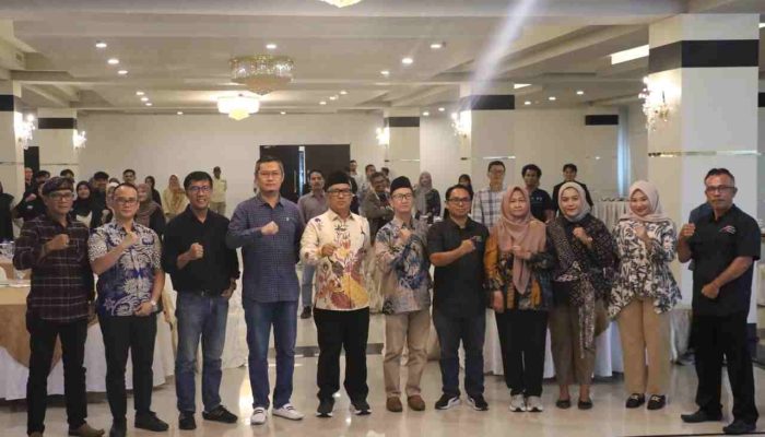 Hadiri Konferwil AMSI, Sekda Zulhidayat: Sinergi Pemerintah Dan Pers Dukung Pembangunan