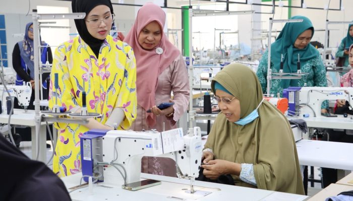 Dukung Industri Fashion, Gedung Sentra Fashion SKL Dilengkapi 100 Mesin Jahit Otomatis