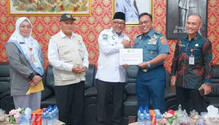 Pemko Tanjungpinang Berikan Bantuan Rp400 Juta Untuk Korban Bencana Sumatera