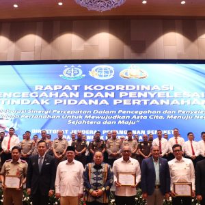 Kapolresta Tanjungpinang Terima Penghargaan Pin Emas Dari Kementerian ATR/BPN