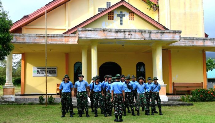 Sambut Natal 2025, Lanud RSA Natuna Laksanakan Karya Bakti di Gereja GPIB