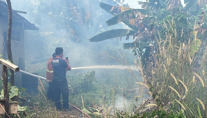 Lahan di Senggarang Terbakar, Asap Pekat Selimuti Kawasan Alquran Centre Tanjungpinang 