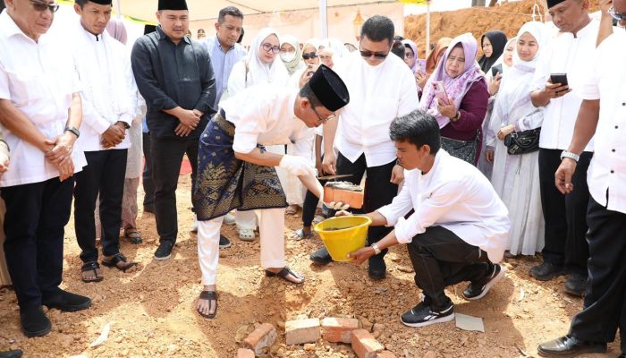 Wako Batam Peletakan Batu Pertama Pembangunan Masjid Jami Al-Falah di Belian