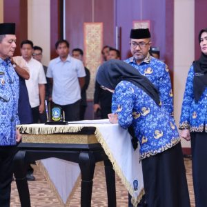 Rotasi Jajaran Pejabat Pemprov Kepri, M Bisri Jabat Kadis Perpustakaan dan Kearsipan 