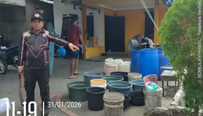 BPBD Tanjungpinang Salurkan Air Bersih 98 Ton untuk 75 KK Terdampak Kekeringan 