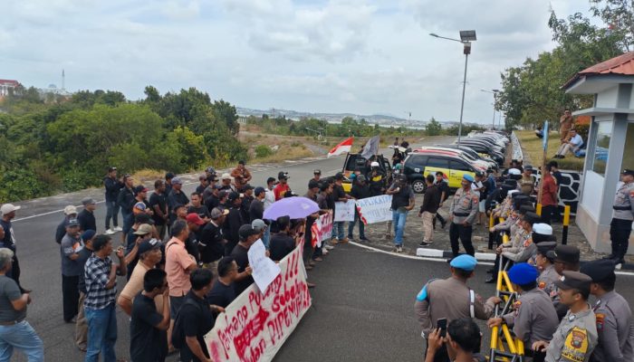 Driver Maxim Tanjungpinang Unjuk Rasa di DPRD Kepri, Tuntut Penegakan Tarif Sesuai SK Gubernur
