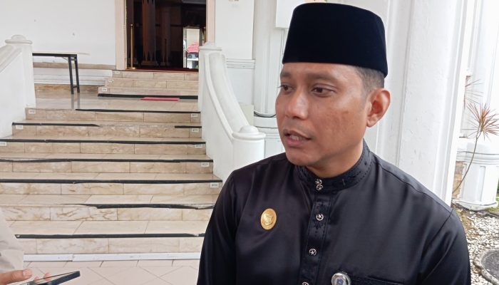 Pemprov Kepri Cari Solusi Terkait Keberatan Pedagang HET Daging Sapi Rp140 Ribu Per Kg