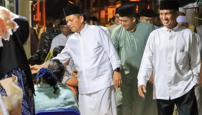 Gubernur Kepri Hadiri Safari Ramadhan Bupati Roby-Wabup Deby di Kelong Bintan 