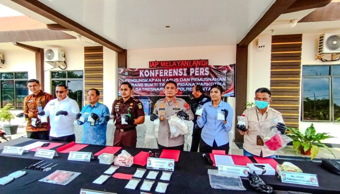Polres Bintan Amankan Sabu Hampir 2 Kg, Bekuk Tiga Tersangka 