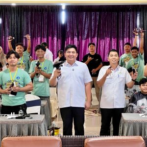 Lahirkan Wirausaha Muda, Bupati Roby Buka Pelatihan Keahlian Barber