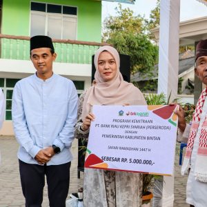 Safari Ramadan 1447 H, Wabup Bintan Serahkan Bantuan di Masjid Nurul Huda