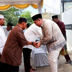 Hari Raya Idulfitri 1447 H, Roby dan Hafizha Silaturahmi dengan Masyarakat