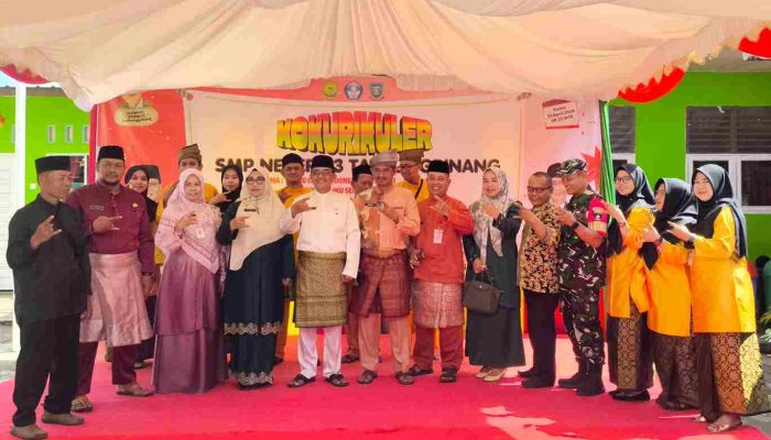 SMPN 13 Tanjungpinang Gelar Bazar Kokurikuler Karya Inovatif Siswa 