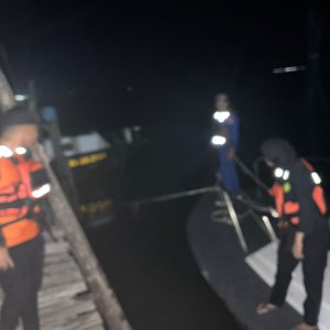 Mesin Kapal Rusak, Dua Nelayan Karimun Hanyut ke Malaysia