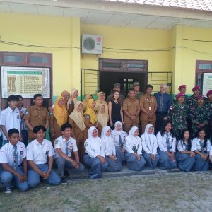 SMAN 2 Bunguran Timur Natuna Terima Bantuan AS Senilai 30.000 Dolar 