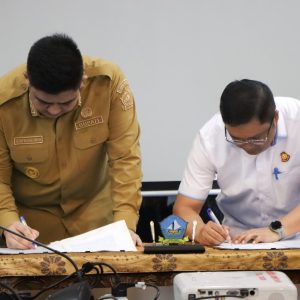 Pemkab dan Kejari Bintan Teken PKS Tangani Hukum Bidang DATUN