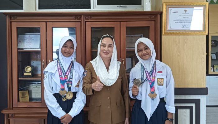 Cen Sui Lan Apresiasi Atlet Karate Natuna Peraih Emas di Kejurnas Forki di Jambi 