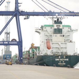 Triwulan I 2026, Volume Bongkar Muat Peti Kemas di Batam Meningkat 12 Persen