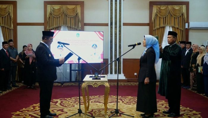 Gubernur Kepri Lantik Misni sebagai Sekda Kepri, Tekankan Penguatan Pelayanan Publik