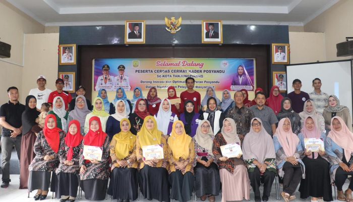 Posyandu Anyelir Juara Cerdas Cermat Kader Posyandu di Tanjungpinang