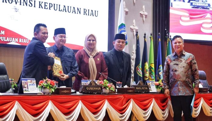 DPRD Kepri Rekomendasikan Pemprov Kepri Bentuk Satgas Perumus Terobosan PAD