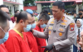 Berantas Narkoba, Polresta Barelang Bakar 1 Kg Sabu dan Ribuan Vape Etomidate