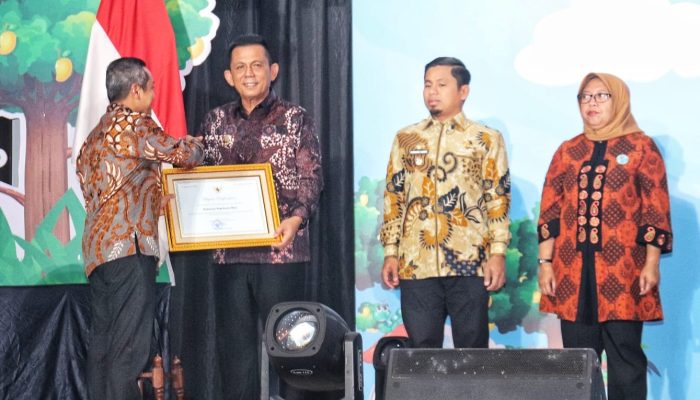 Lestarikan Bahasa Daerah, Provinsi Kepri Raih Penghargaan Revitalisasi Bahasa Daerah 2026