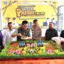 Peringati May Day 2026, Pemkab Bintan Serahkan Paket Sembako dan Potong Tumpeng
