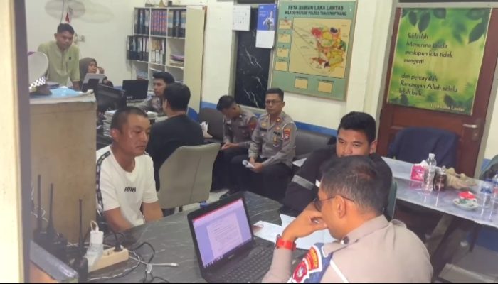 Kendarai Fortuner, WNA Tabrak Motor Hingga Pengendara MD di Tempat 