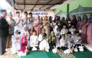 Meriahkan Tahun Baru Islam 1448 H, Permata BKMT Air Raja Gelar Pawai Muharam