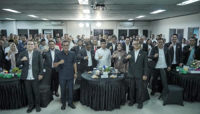Wagub Kepri Kukuhkan DK3 Kepri, Kadiskominfo Jabat Waka DK3