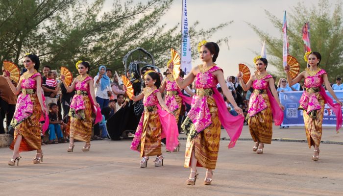 Parade Seni dan Budaya Awali Kemilau Nusantara Kepri 2026 di Tanjungpinang