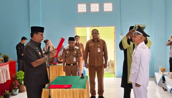 Dilantik Jarmin Sidik, Herianto Resmi Kades PAW Desa Pengadah Natuna