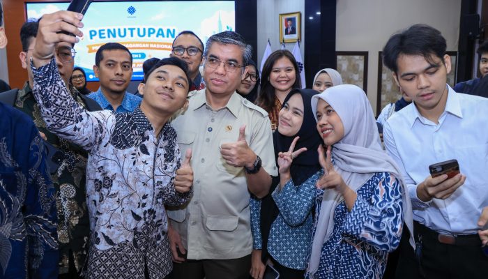 Menaker Resmi Tutup Magang Nasional Batch III, Ajak Peserta Ikuti Sertifikasi Kompetensi