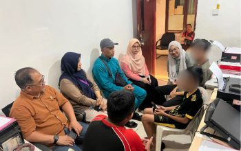 Hoax , Video Pocong Berkeliaran Bawa Sajam di Batam
