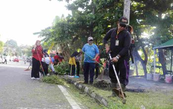 Persiapan MTQ Kepri, ASN Pemko Tanjungpinang Goro Bersihkan Ruas Jalan 