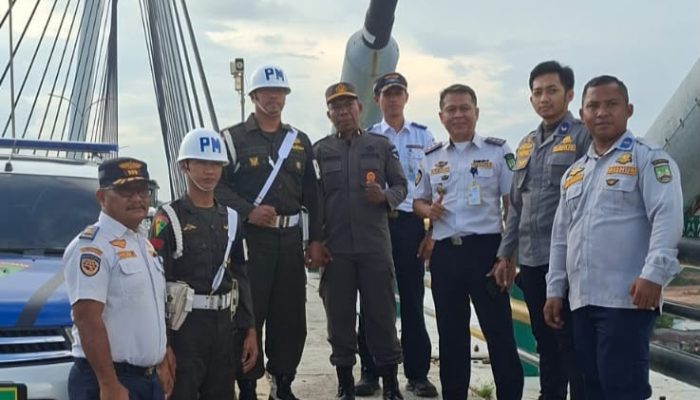Patroli Gabungan Tertibkan Parkir di Jembatan Barelang Batam