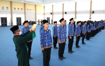 Bupati Bintan Lantik 40 PNS dan Pengangkatan Pejabat Fungsional