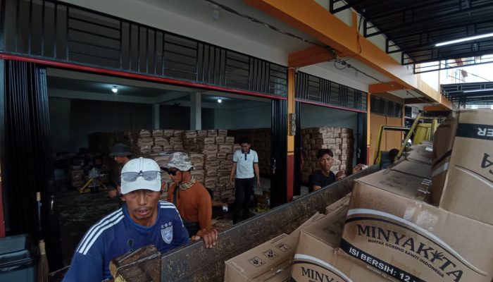 Pemprov Kepri Datangkan 400 Ton MINYAKITA untuk Penuhi Kebutuhan Warga