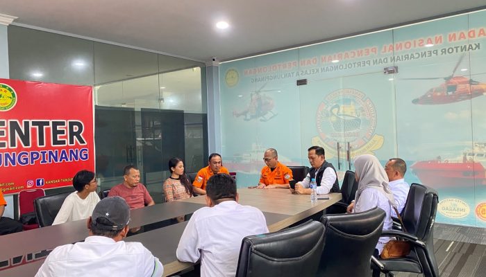 TIM SAR Gabungan Hentikan Pencarian Penumpang KMP Bahtera Nusantara 03